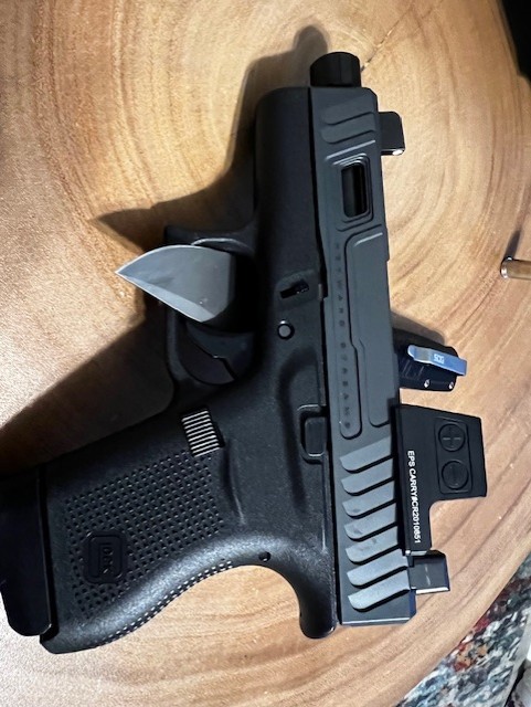 GLOCK2.jpg