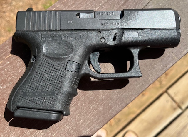 pistol2.jpg
