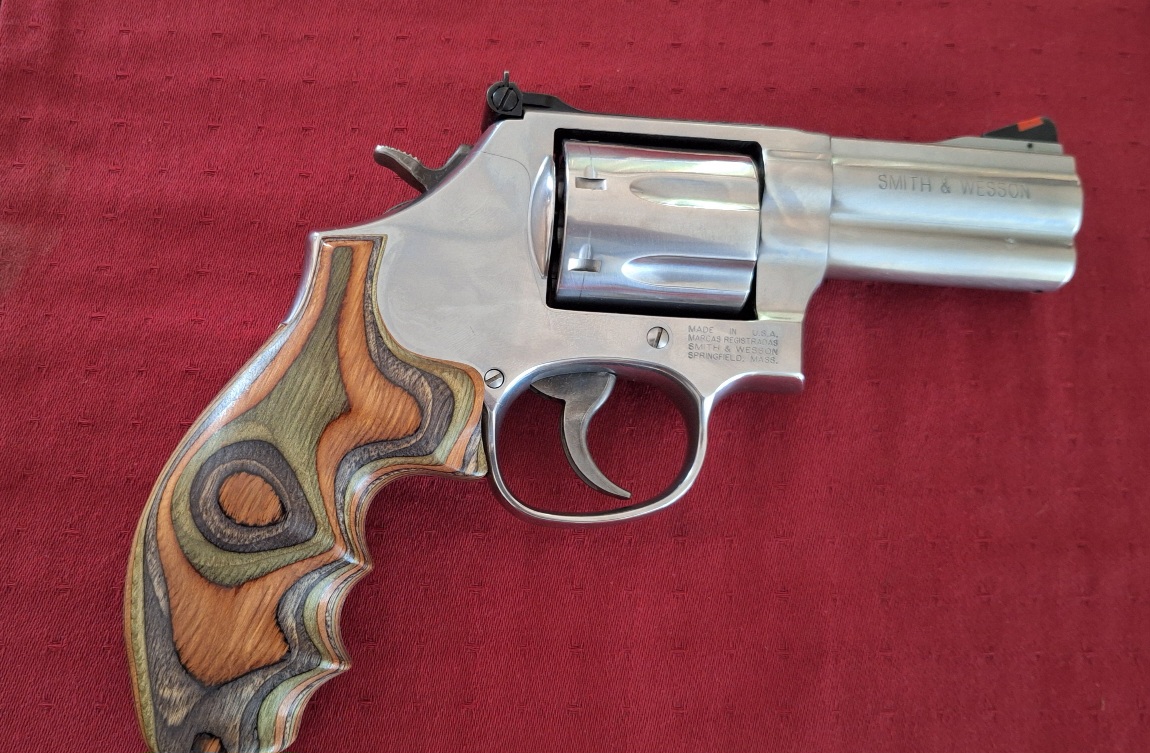 S&W 686-3.jpg
