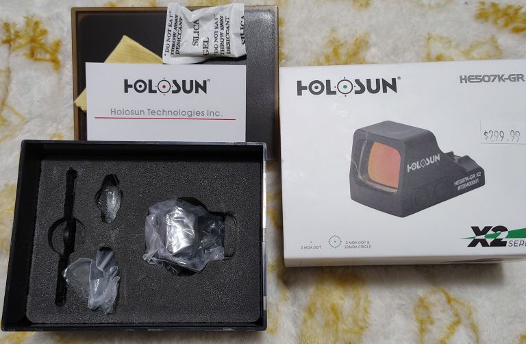 holosun 2.jpg holosun 2.jpg