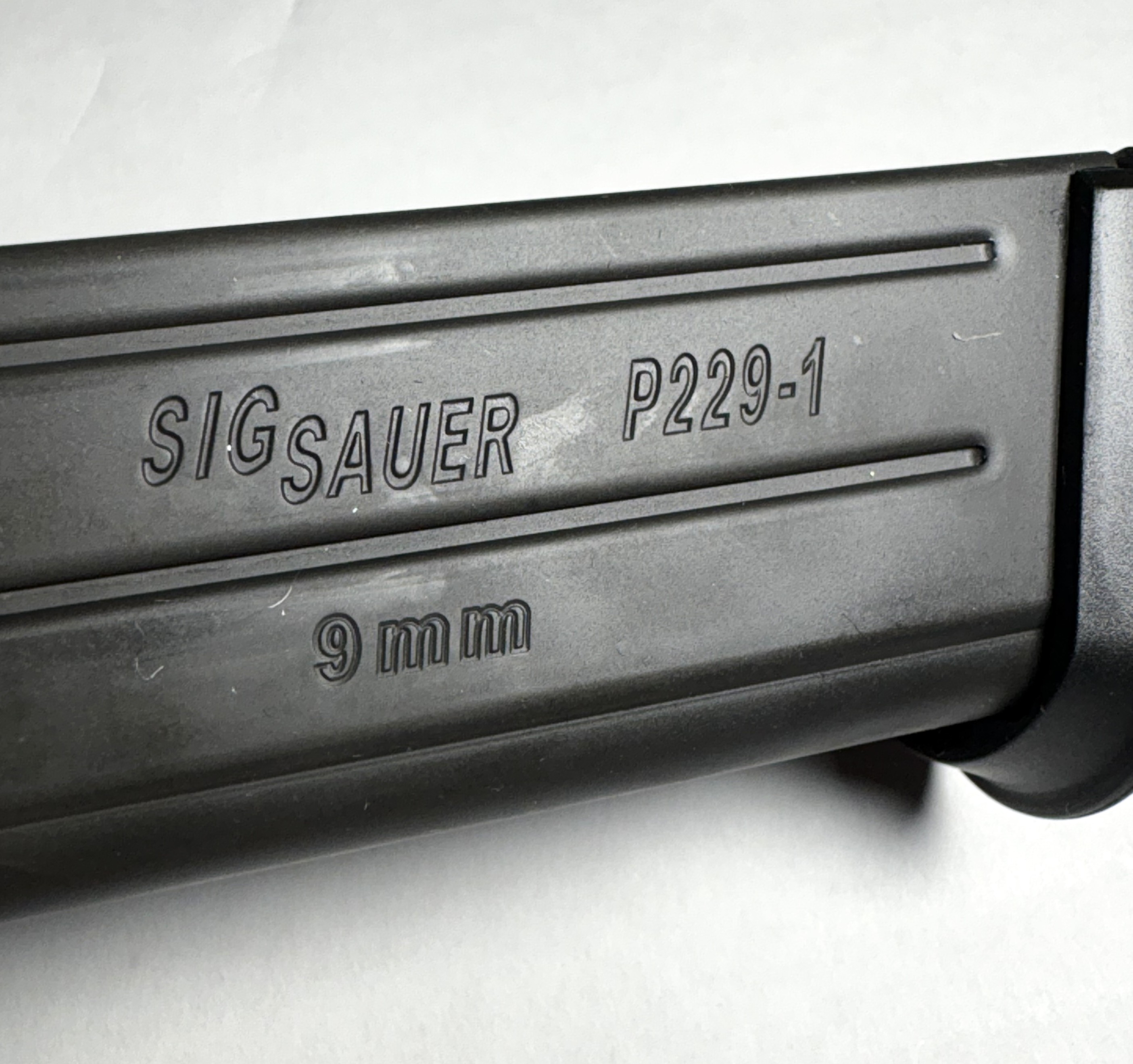 229 Mag-2.jpg