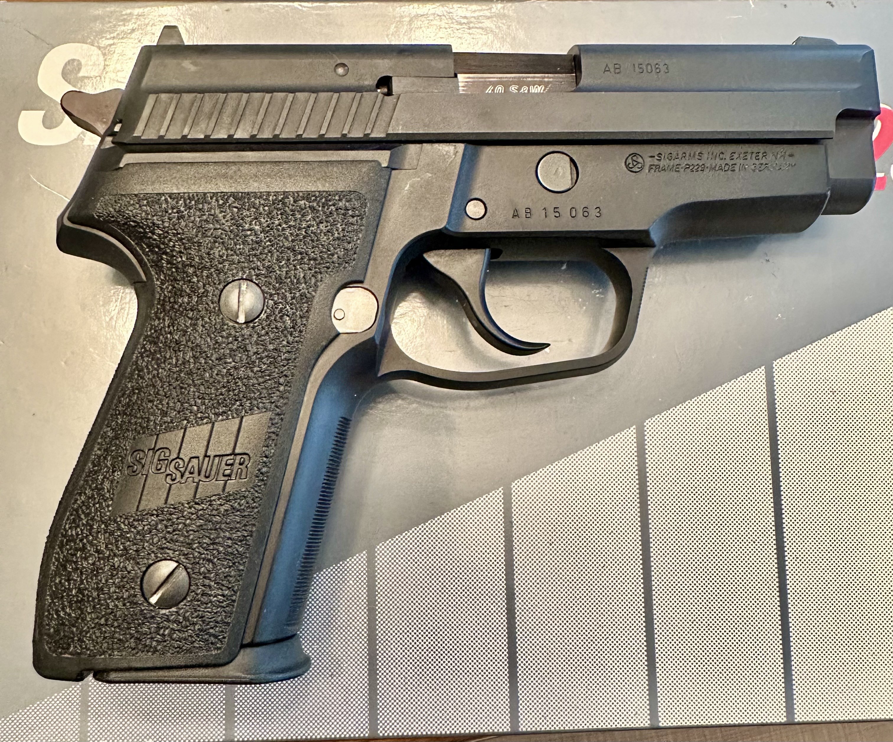 Sig 299 Pistol.jpg