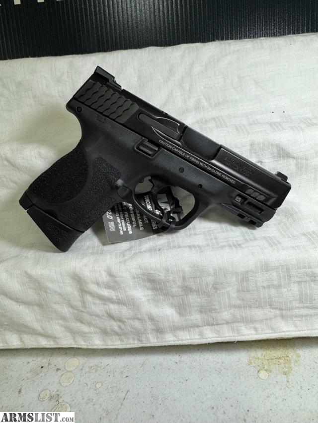 s&w 111.jpg