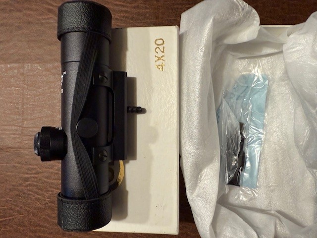 Colt 4x Scope.jpg