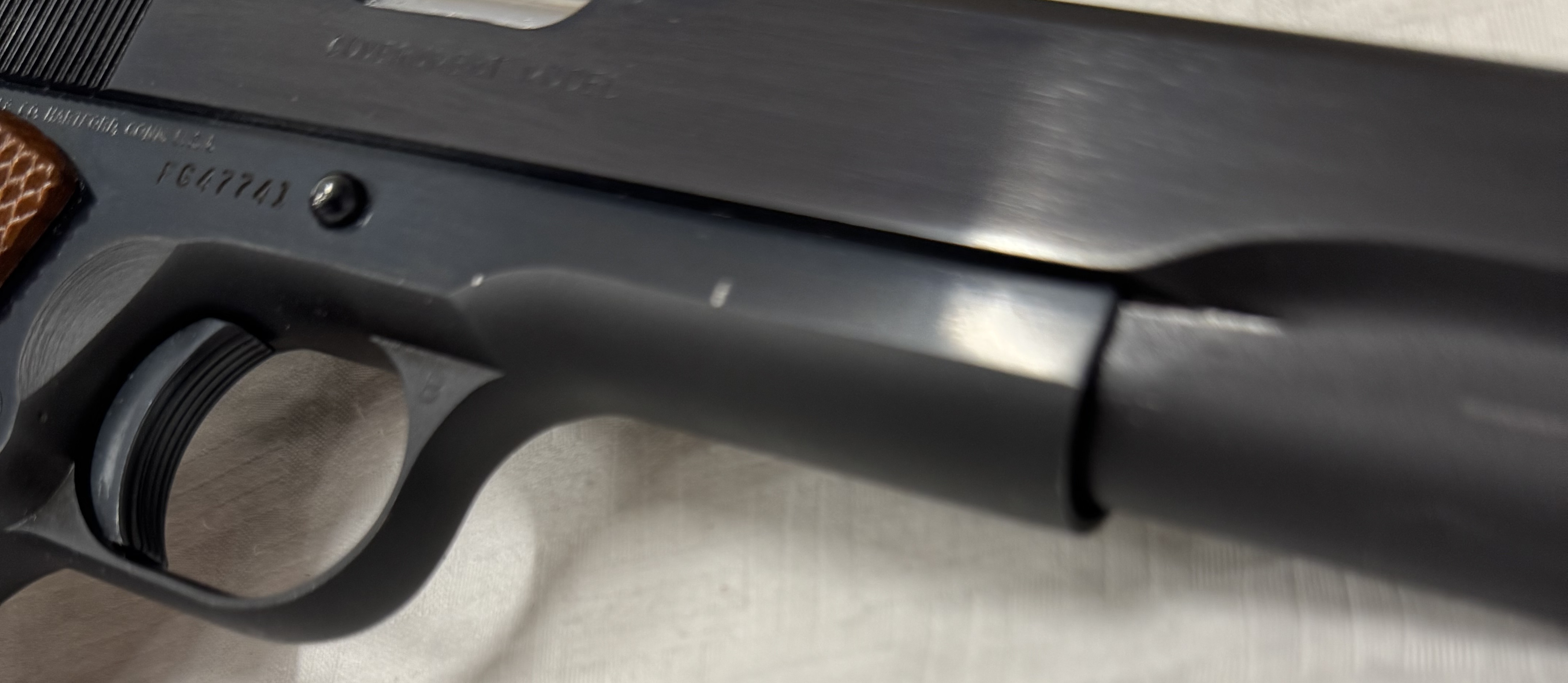 Colt 1911 4.jpg