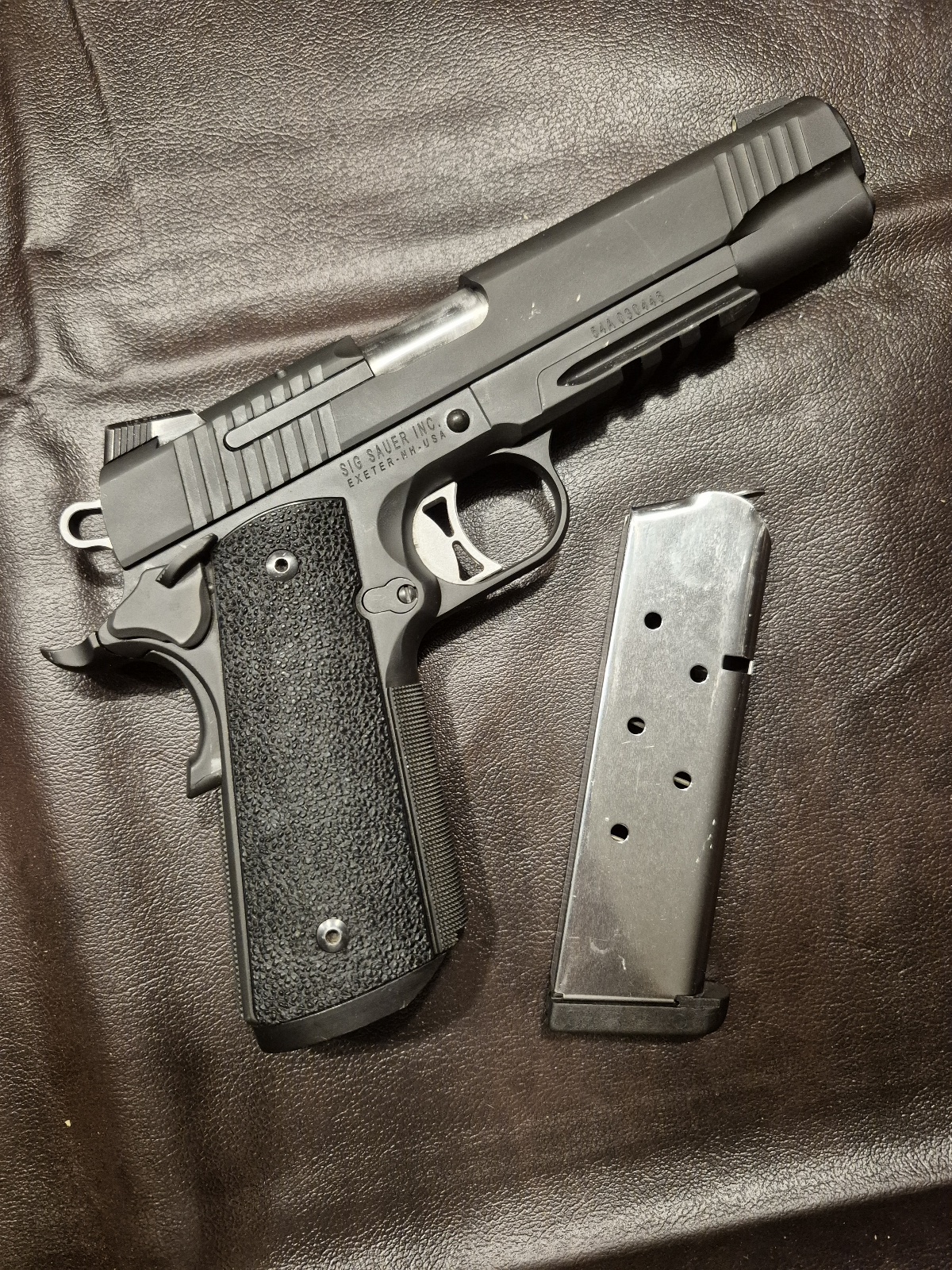 20251103_210013.jpg 20251103_210013.jpg