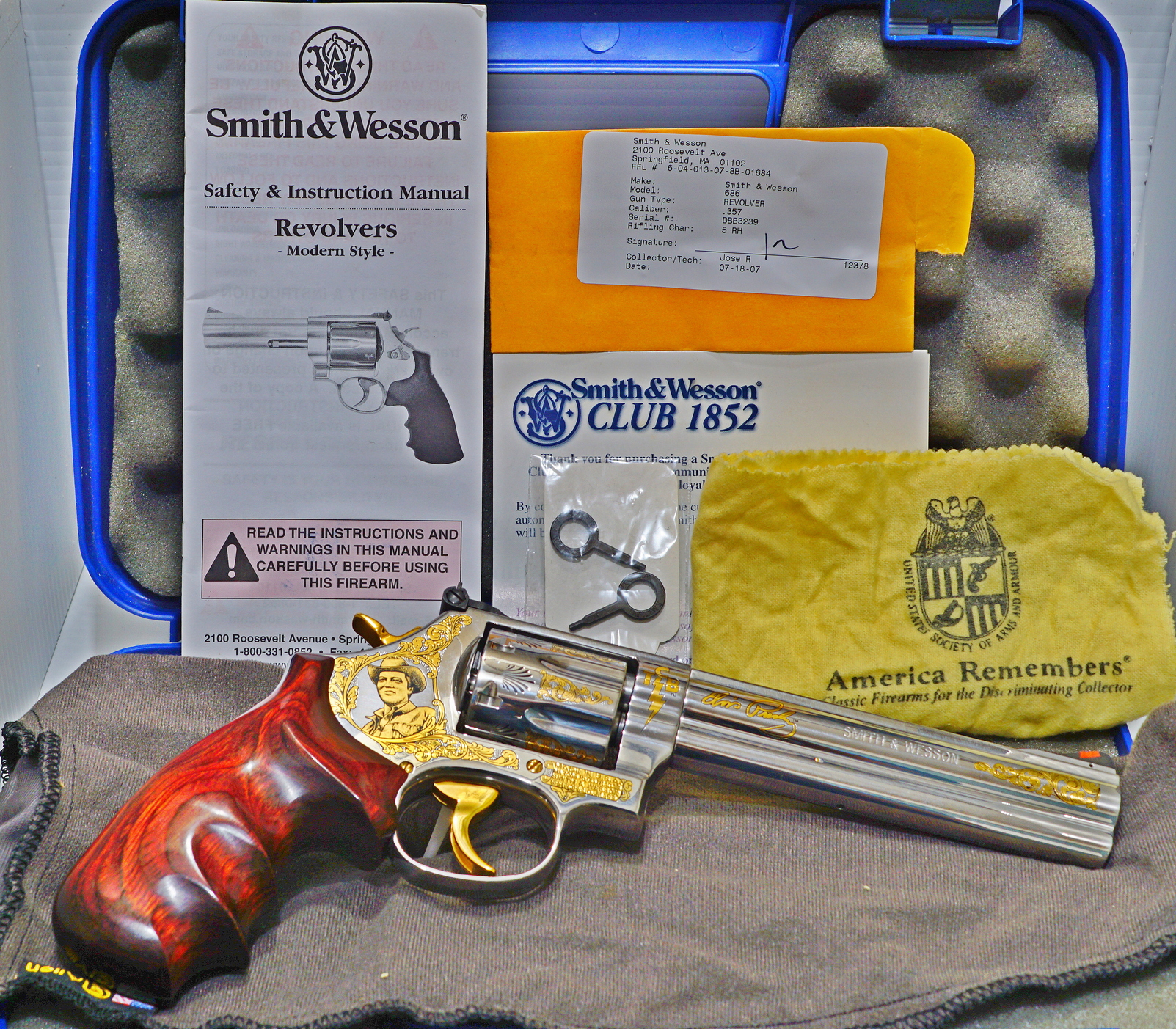 Elvis -everythings36%.JPG