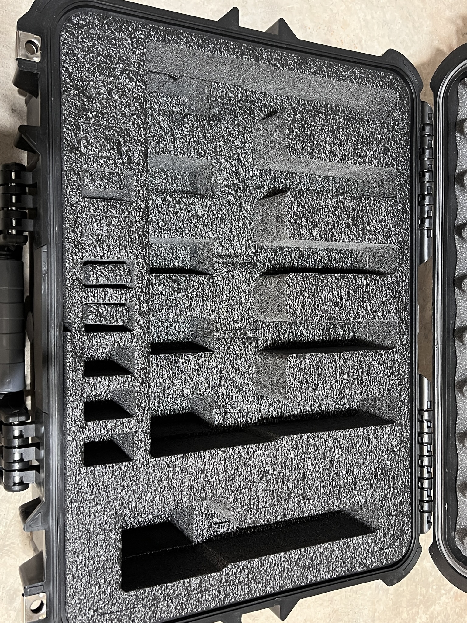 Caseclub Pistol - Imgur (6).jpg