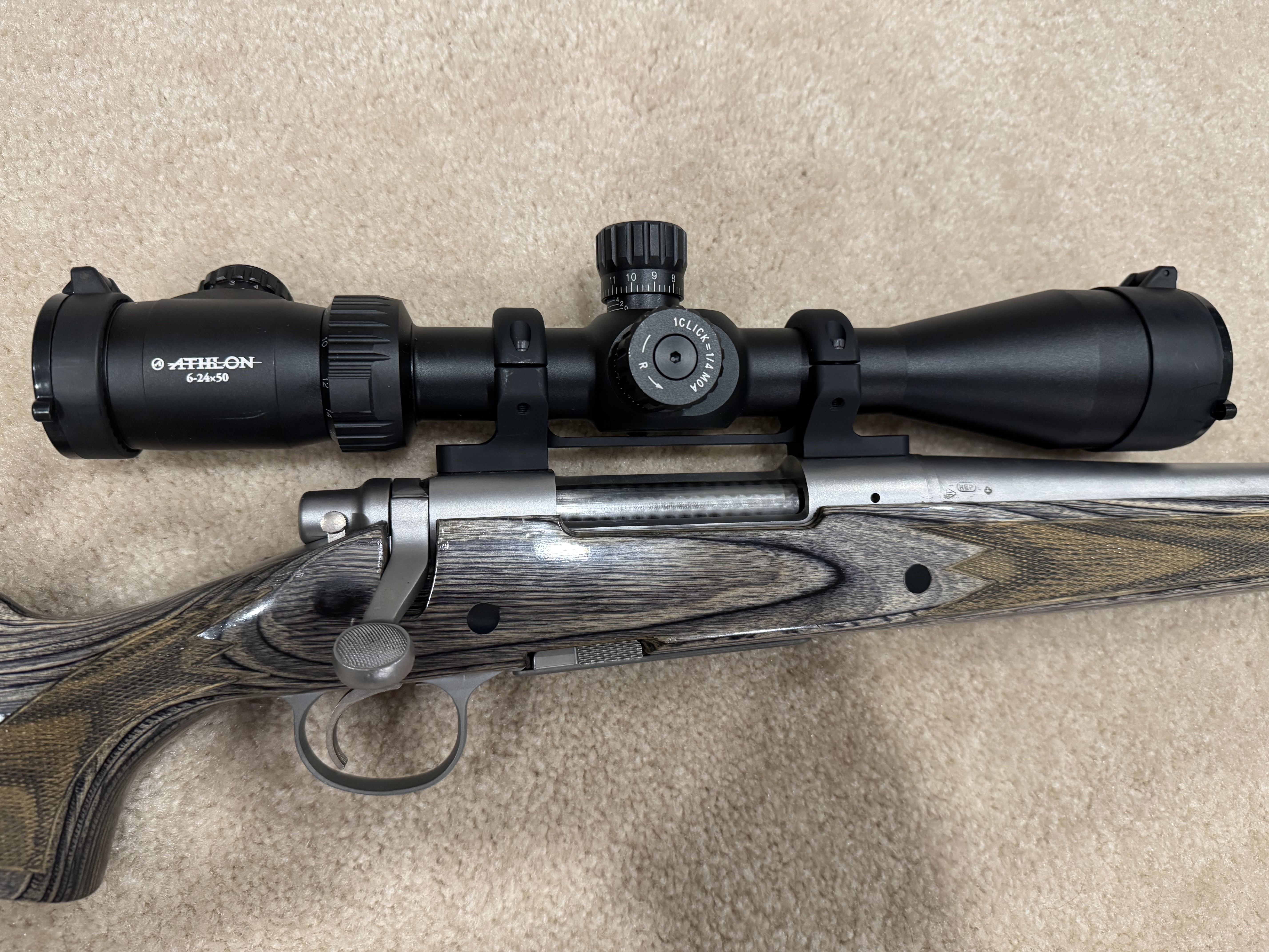 700 closeup bolt.jpg