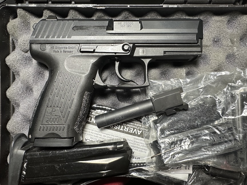 HK P2000.jpg