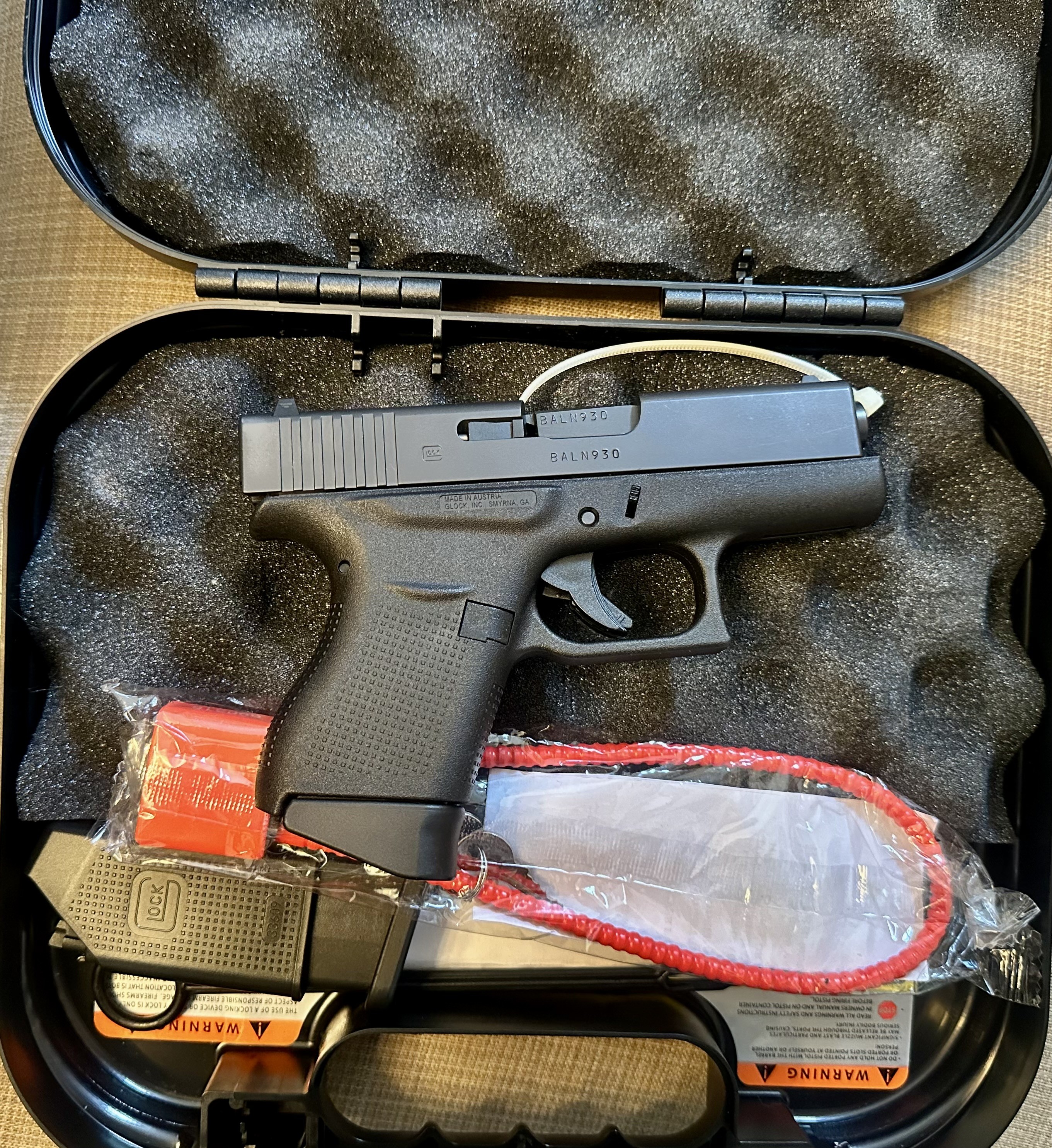 Glock 43 Right Side.jpg