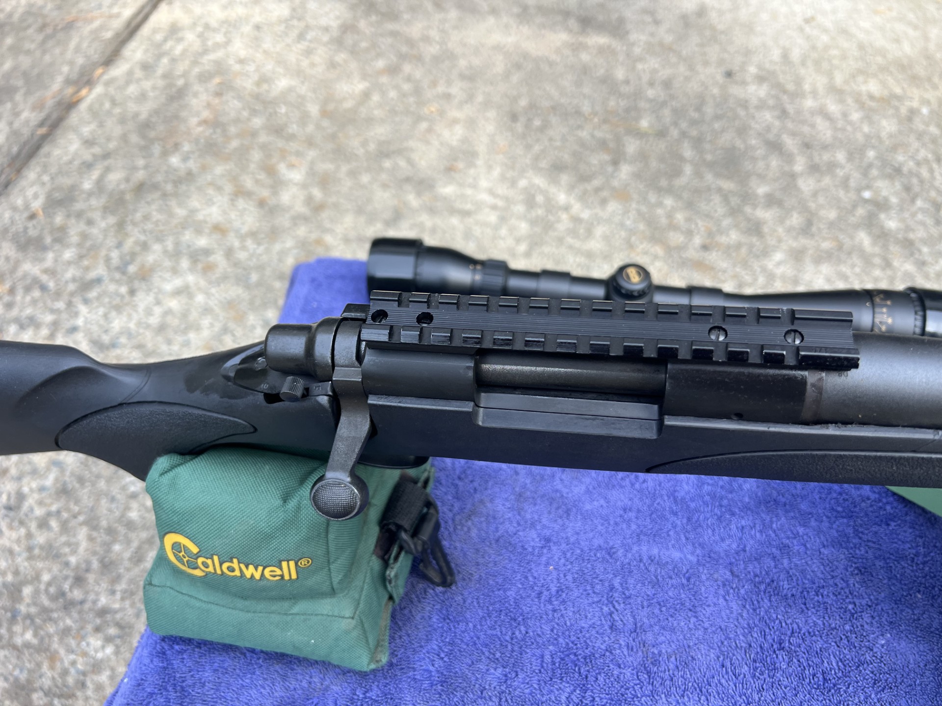 remington 700.223 adl.jpg