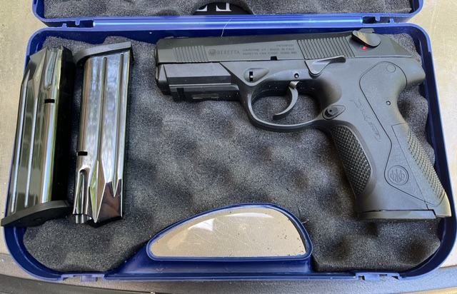 pistol3.jpg
