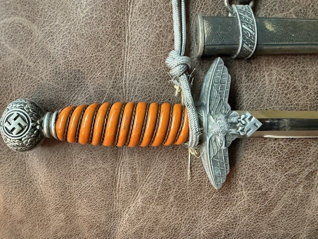 German Dress Dagger IV.jpg