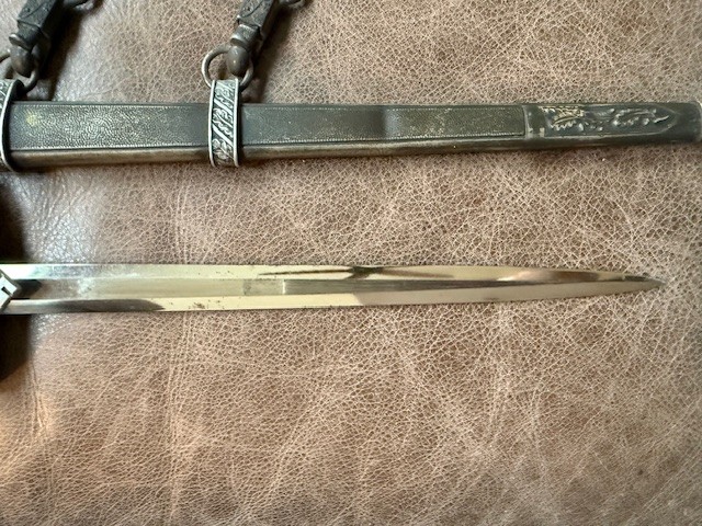 German Dress Dagger III.jpg