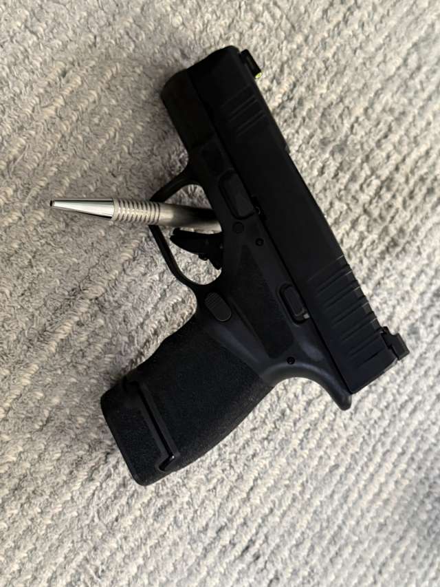 HC-3.jpg