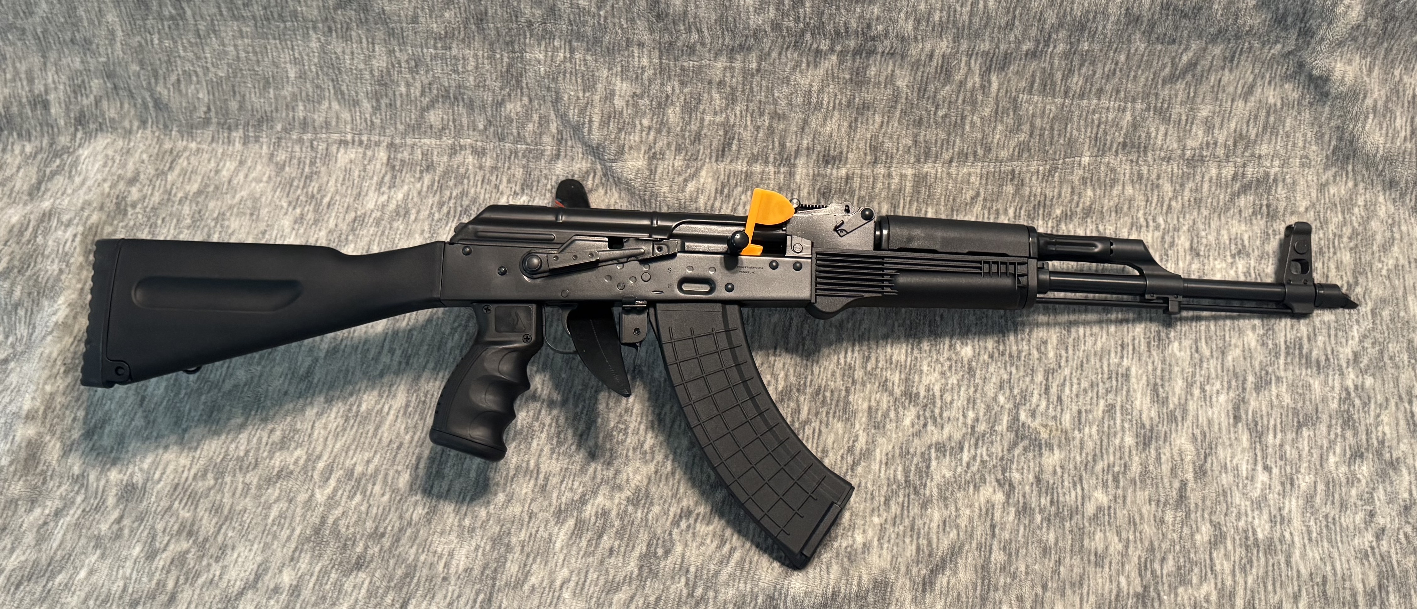 ak with mag in.jpg