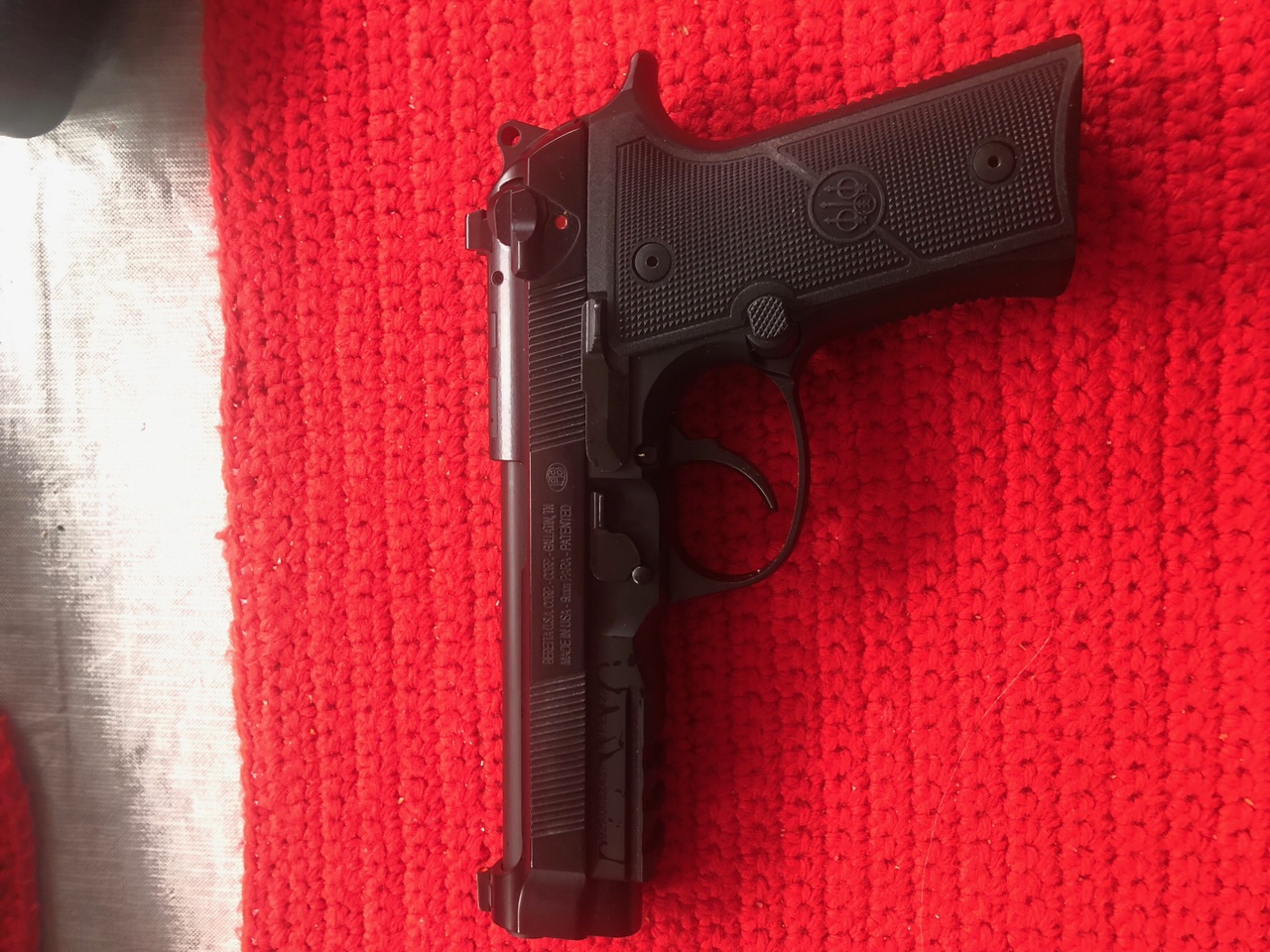 Beretta Left.jpg