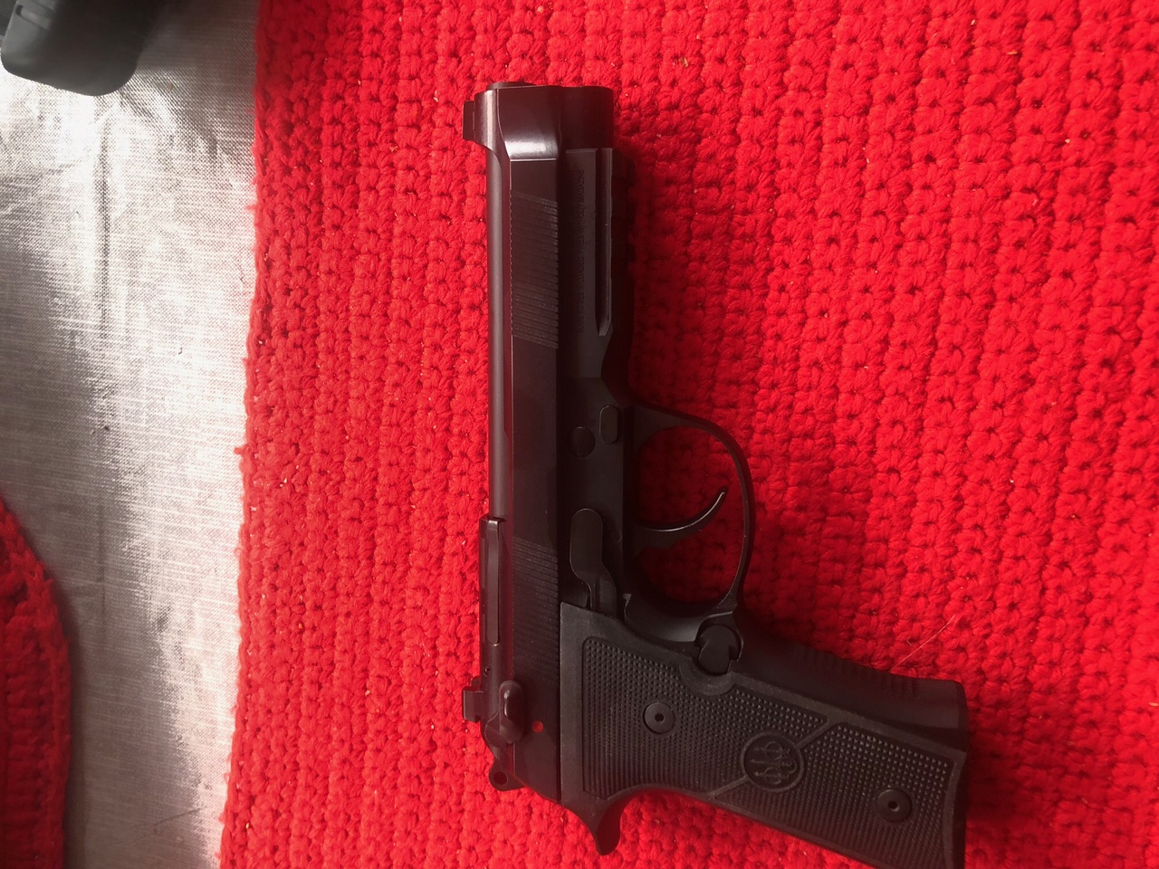 Beretta Right.jpg