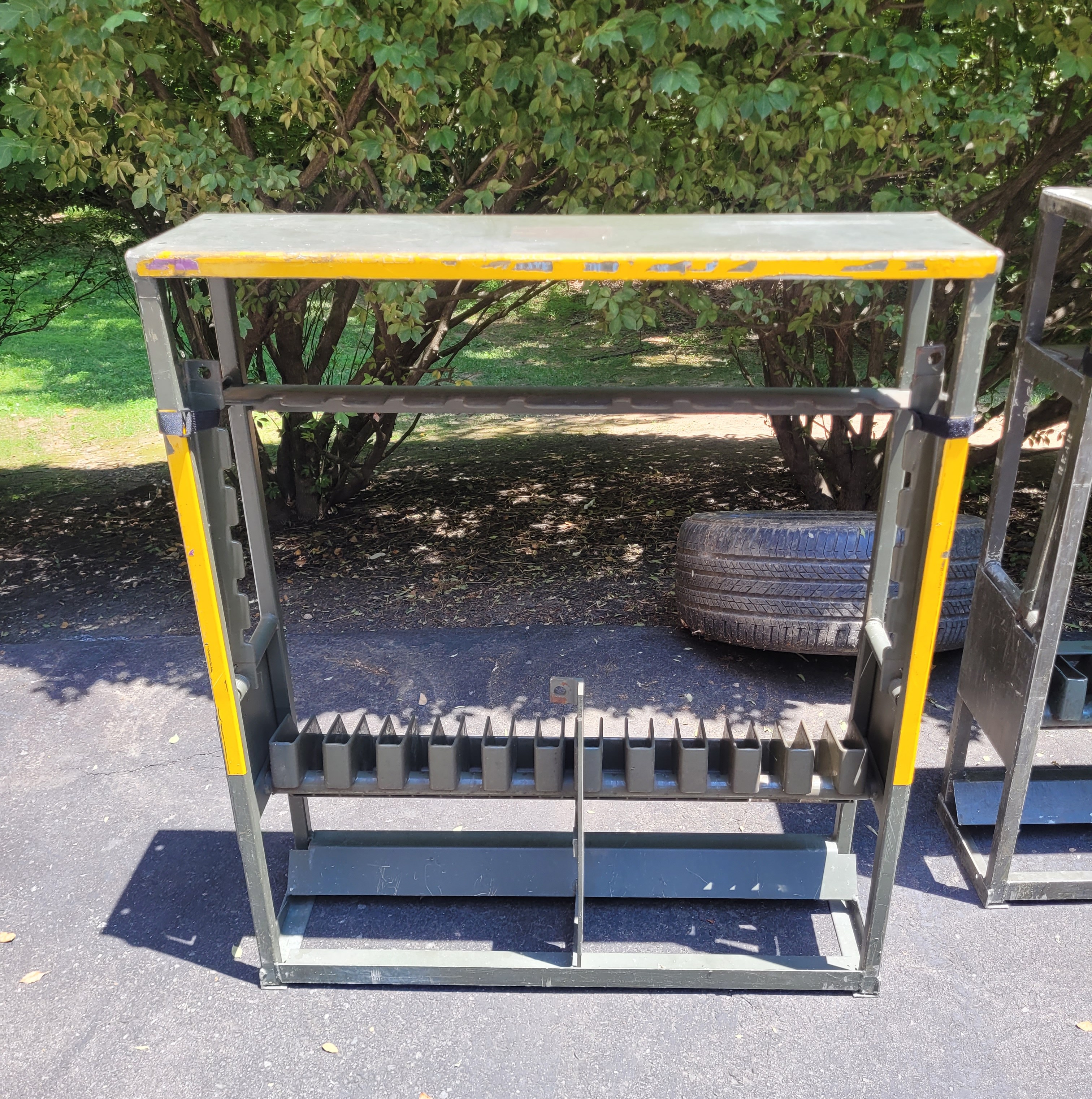 weapons rack yellow.jpg