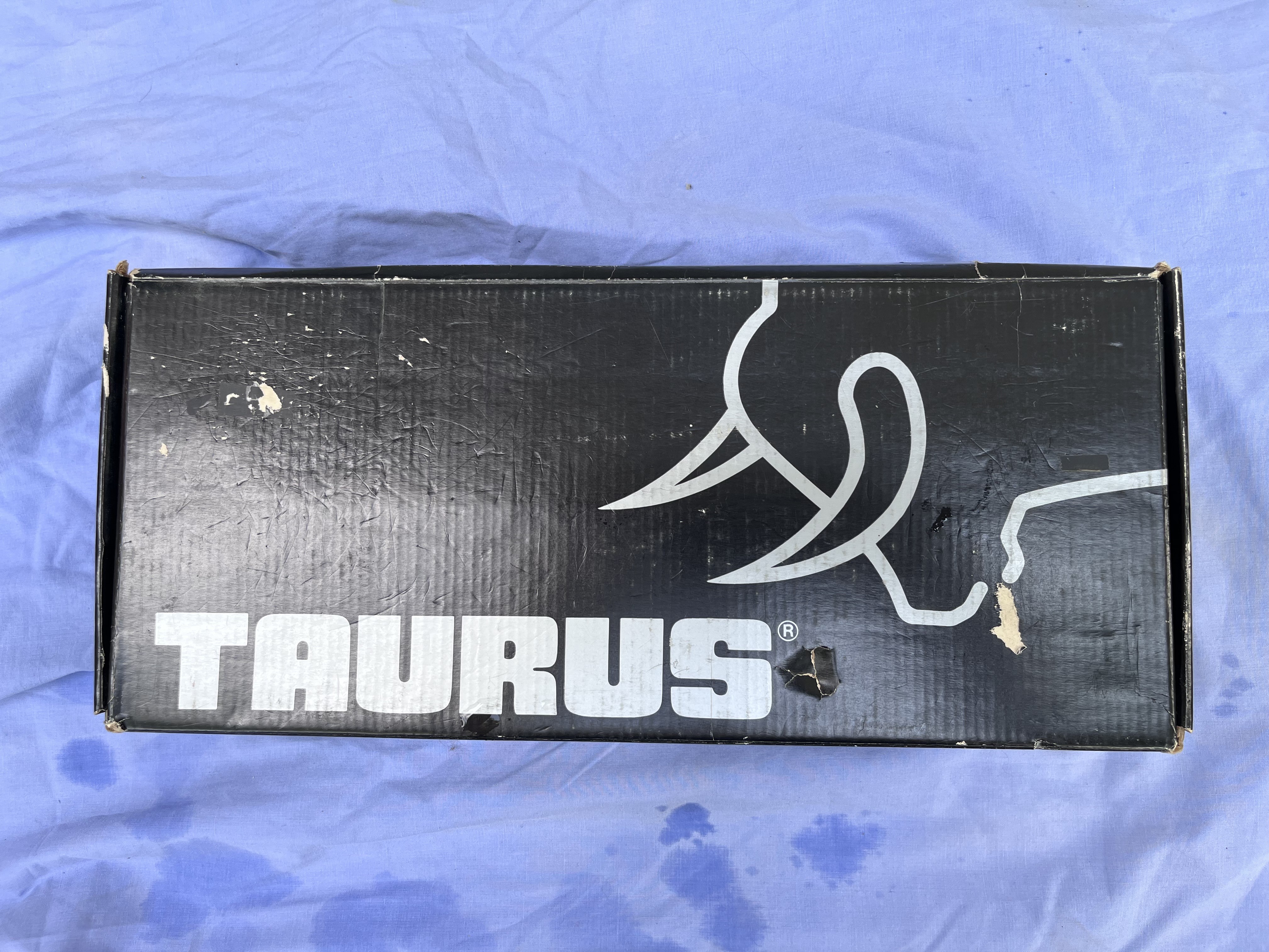 Taurus-box-top.jpg