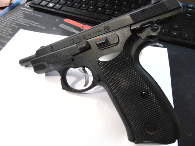 CZ75B.JPG