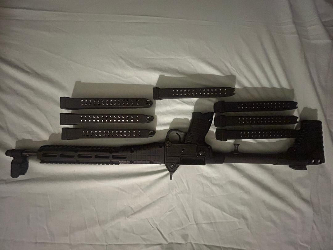 Unfolded Sub-2000 with 7 Mags.jpg