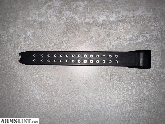 14832410_01_glock_9mm_33_round_magazine_640.jpg