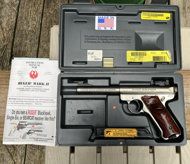 pistol1.jpg