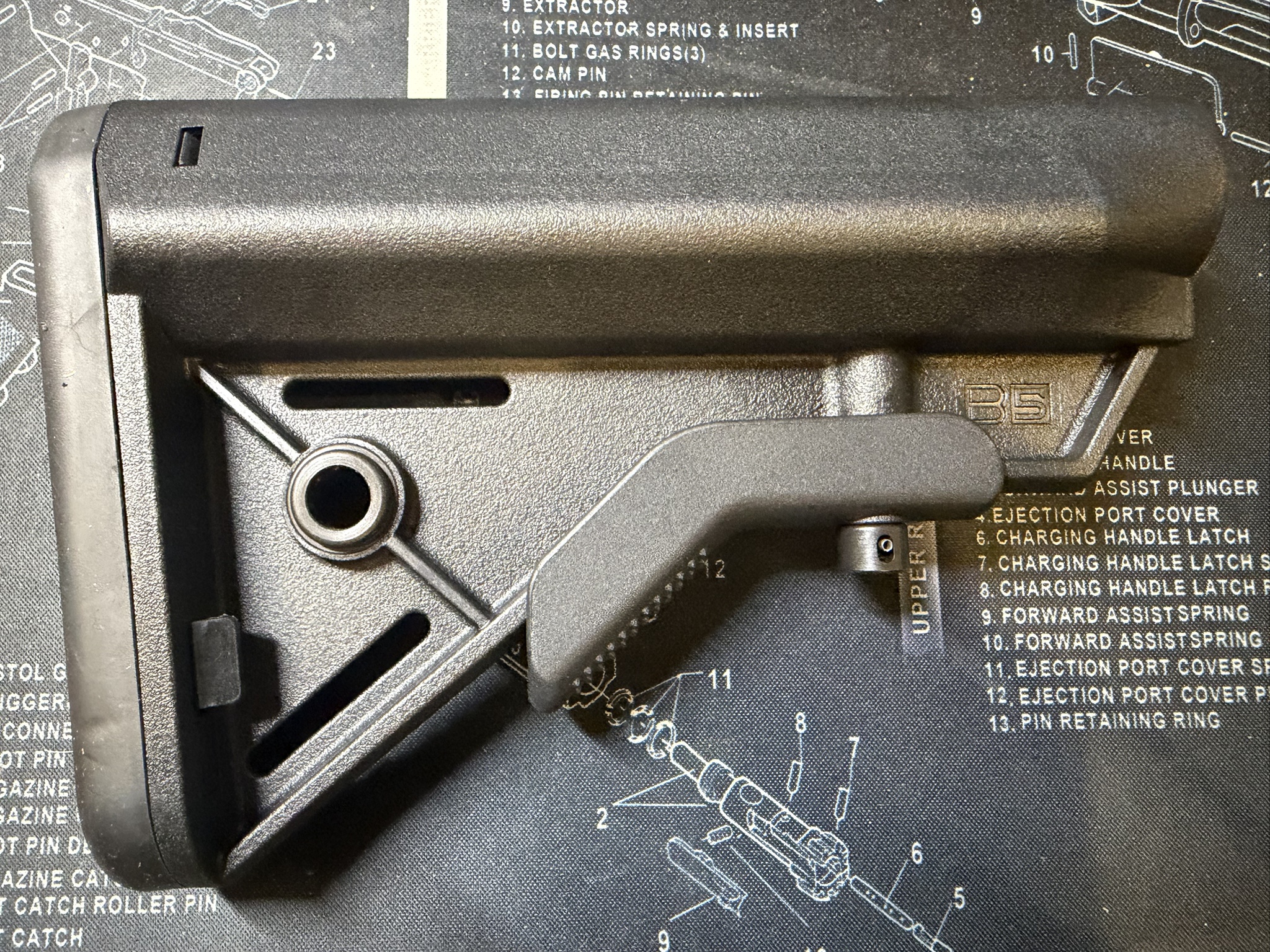 B5 Bravos Black.jpg