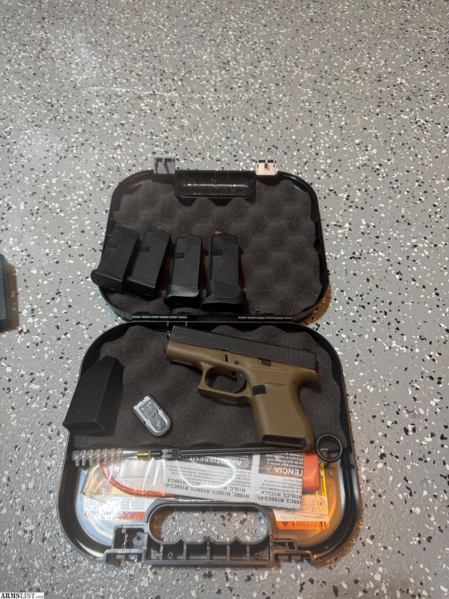 16135994_01_glock_43_gen_4_fde_with_holste_1024.jpg